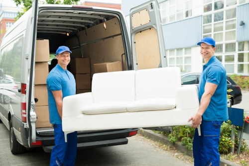 Secure self storage units in Neasden for home and business items