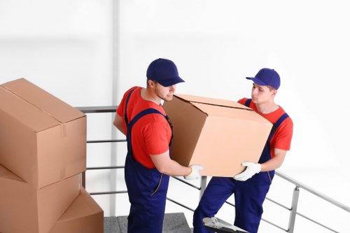 Man and van in Neasden handling a local home move